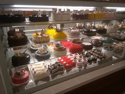 7th Heaven Cake Shop Magarpatta
