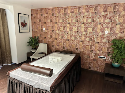 Indah Spa - Magarpatta I Seasons Mall I Amanora Park Town I Hadapsar