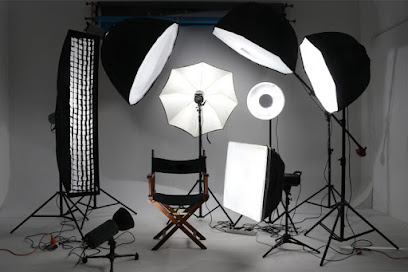 J J Art Photo Studio