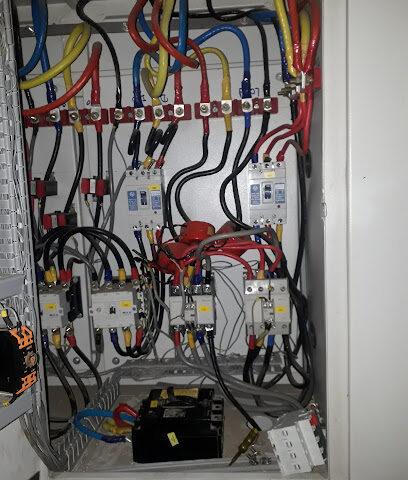 M A Electrician