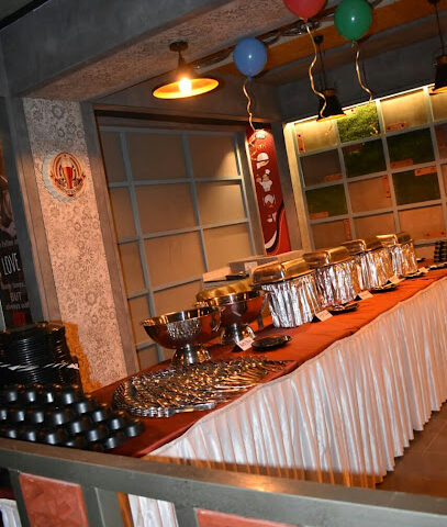 Seven Treats family Restaurant & Bar